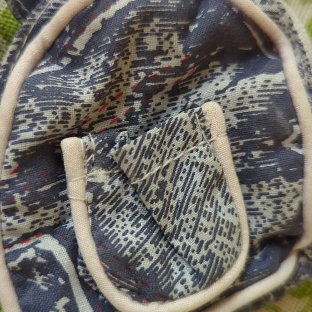 ‎Vintage miniature backpack